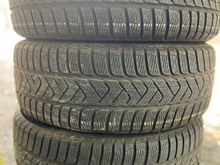 R18 225/55 Pirelli Sottozero 3 a.2021 foto 1