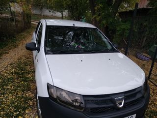 Dacia Logan foto 8