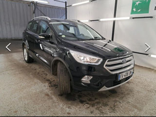 Ford Kuga foto 2