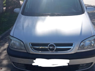 Opel Zafira foto 3