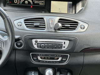 Renault Scenic foto 9