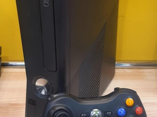 Продам прошитый  Xbox 360 Freeboot RGH 3.0 + 60 классных игр