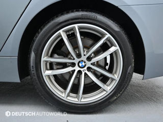 BMW 5 Series foto 5