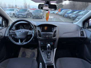 Ford Focus foto 15