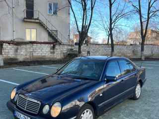 Mercedes E-Class