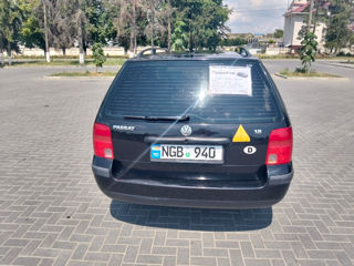 Volkswagen Passat foto 2