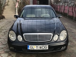 Mercedes E Class foto 1