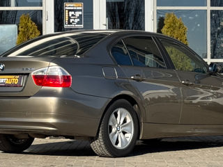 BMW 3 Series foto 4