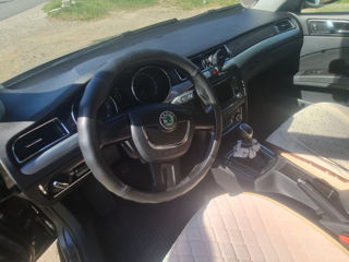 Skoda Superb foto 2