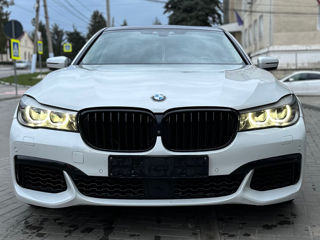 BMW 7 Series foto 2