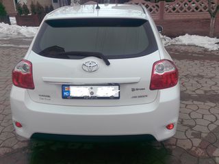 Toyota Auris foto 4