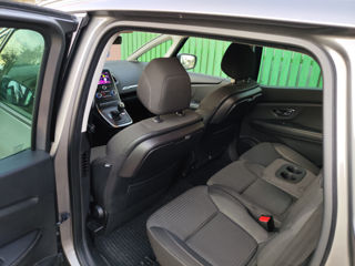 Renault Grand Scenic foto 8