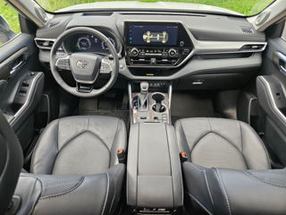 Toyota Highlander foto 10