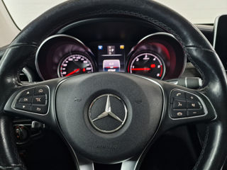 Mercedes GLC foto 13
