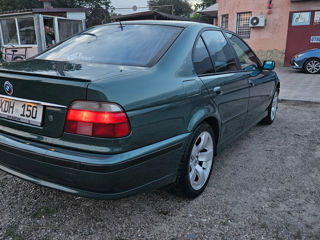 BMW 5 Series foto 7