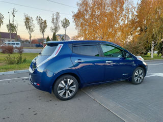 Nissan Leaf foto 9