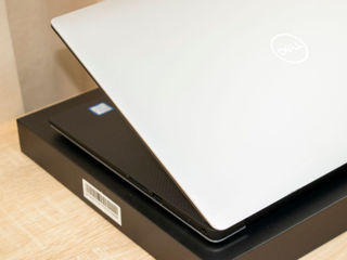 Dell Precision 5530/ Core I7 8850H/ 32Gb Ram/ Quadro P1000/ 500Gb SSD/ 15.6" FHD IPS!! foto 13