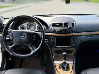 Mercedes E-Class foto 12
