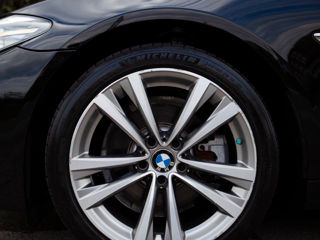 BMW 5 Series foto 8