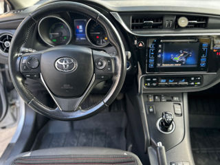 Toyota Auris foto 9