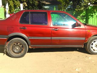 Volkswagen Vento foto 5