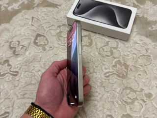 iPhone 15 Pro 128GB White Titanium foto 3