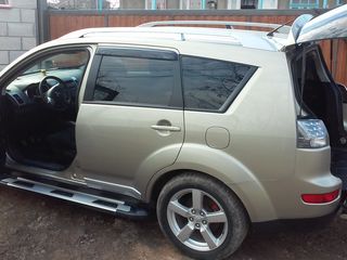 Mitsubishi Outlander foto 10