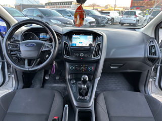 Ford Focus foto 8