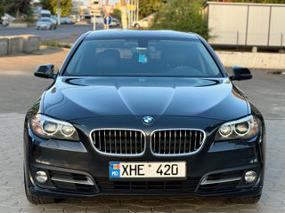 BMW 5 Series foto 1