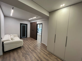 Apartament cu 2 camere, 66 m², Sculeni, Chișinău foto 4