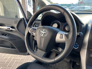 Toyota Auris foto 11