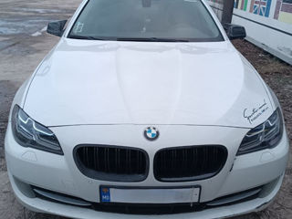 BMW 5 Series foto 5