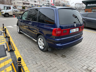 Volkswagen Sharan foto 3