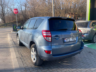 Toyota Rav 4 foto 5