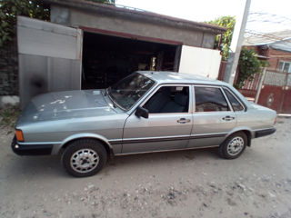 Audi 80 foto 2