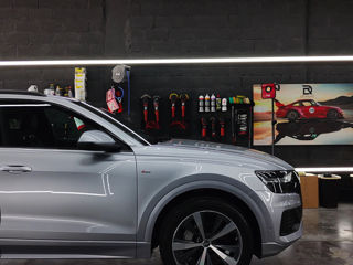 Audi Q8 foto 3