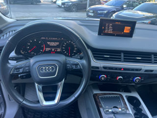 Audi Q7 foto 10