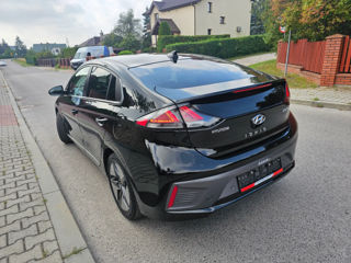 Hyundai IONIQ foto 12