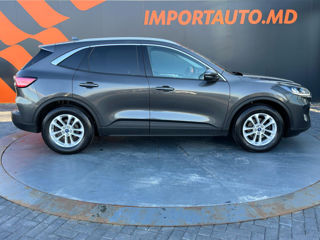 Ford Kuga foto 11