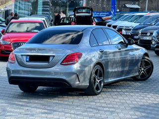 Mercedes C-Class foto 5