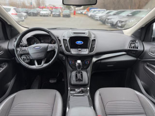 Ford Kuga foto 15