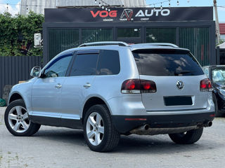 Volkswagen Touareg foto 5