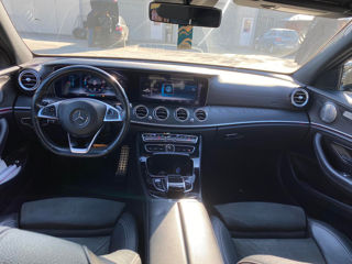 Mercedes E-Class фото 9