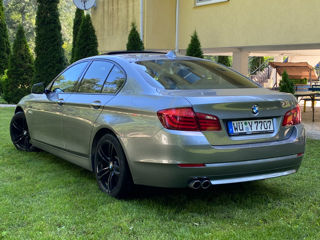 BMW 5 Series foto 8