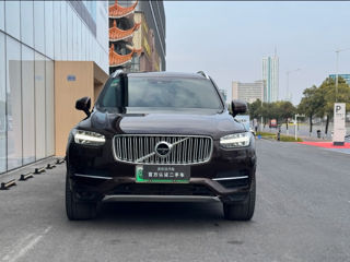 Volvo XC90 foto 2