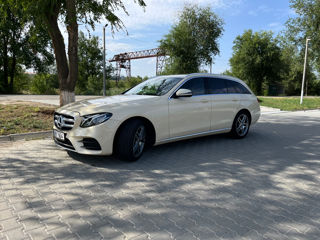 Mercedes E-Class foto 7