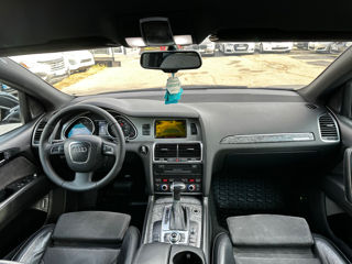 Audi Q7 foto 8