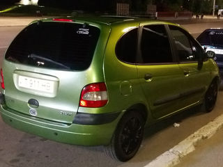 Renault Scenic foto 3