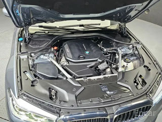 BMW 5 Series foto 5