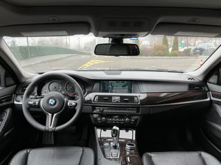 BMW 5 Series foto 18